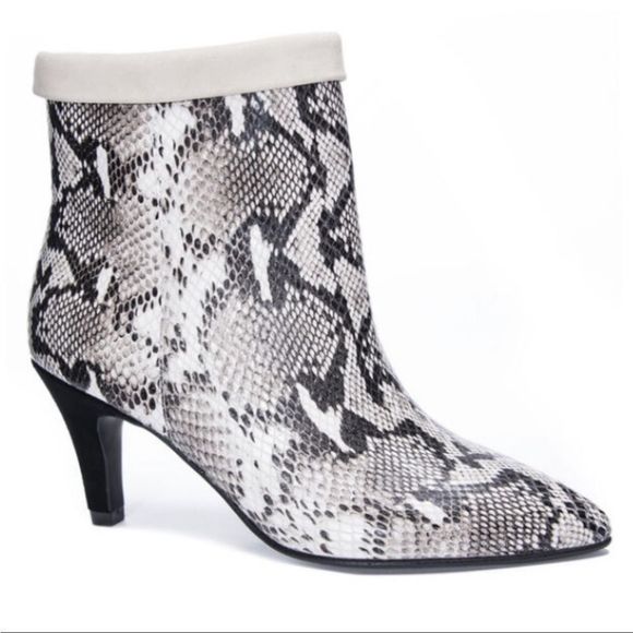 42 Gold Snake Ojai Cuff Heeled Ankle Bootie Embossed Snake Leather - Picture 2 of 11